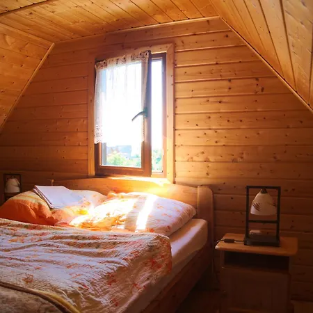 Проживание в семье Pod Jesionem